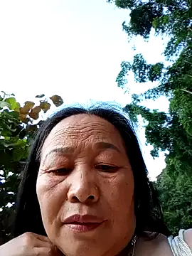 Snapshot of lylylai chatting on July 11, 11:50 pm lylylai online show from July 11, 11:50 pm