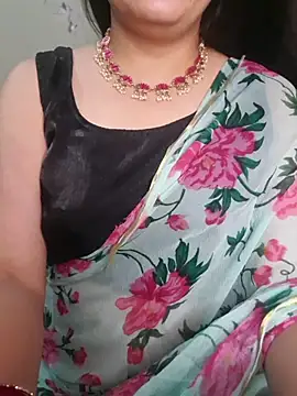 Snapshot of Sharma_Priya chatting on June 26, 7:24 am Sharma Priya online show from June 26, 7:24 am