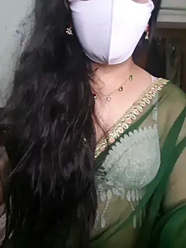 Snapshot of Sharma_Priya chatting on July 1, 5:23 pm Sharma Priya online show from July 1, 5:23 pm