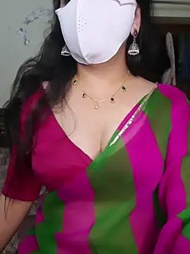 Snapshot of Sharma_Priya chatting on July 2, 11:16 am Sharma Priya online show from July 2, 11:16 am