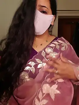 Snapshot of Sharma_Priya chatting on July 9, 5:55 am Sharma Priya online show from July 9, 5:55 am