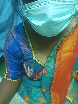 Snapshot of Tamil_Aathira_sri chatting on August 4, 8:11 pm Tamil Aathira sri online show from August 4, 8:11 pm