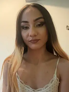 Snapshot of LioraX69 chatting on June 13, 7:12 pm LioraX69 online show from June 13, 7:12 pm