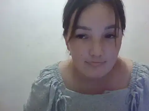 Snapshot of AnelyaMaya chatting on June 15, 6:43 pm AnelyaMaya online show from June 15, 6:43 pm