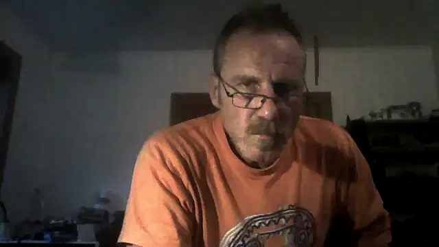 Greg0ri73 online show from June 11, 7:12 pm