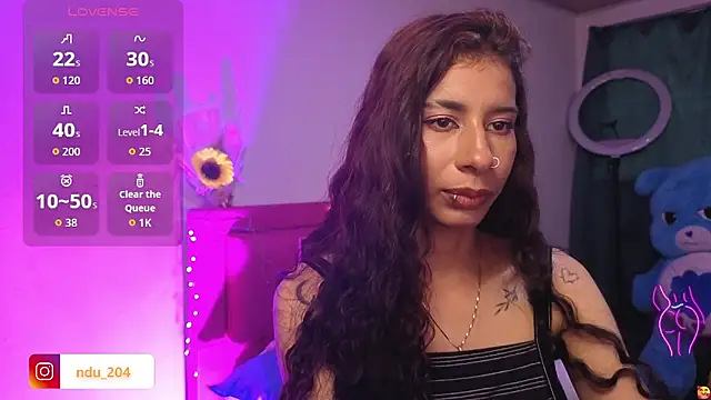 Snapshot of Siena_sofia chatting on June 11, 9:02 pm Siena sofia online show from June 11, 9:02 pm