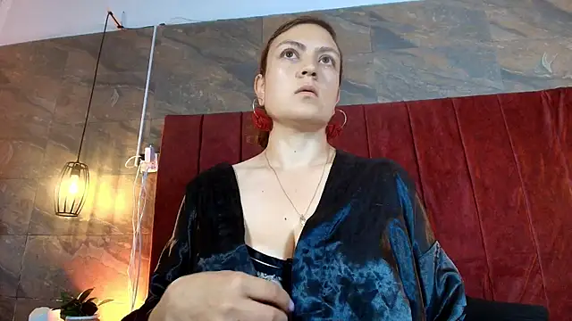 Hinata Moon online show from July 7, 12:42 pm