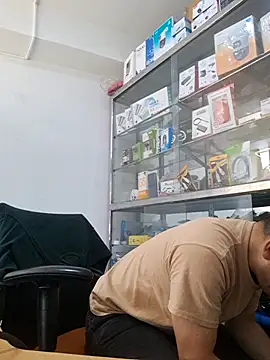 Snapshot of latinsexsteven chatting on June 20, 9:39 pm latinsexsteven online show from June 20, 9:39 pm