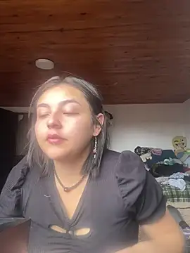 Snapshot of Aly_96 chatting on July 23, 6:17 pm Aly 96 online show from July 23, 6:17 pm