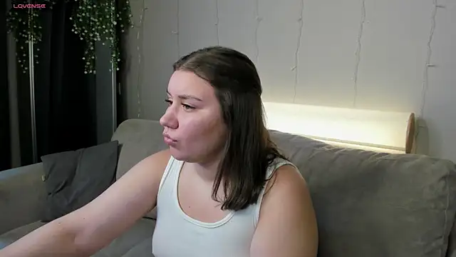 Velvet Kisss online show from July 21, 1:30 am
