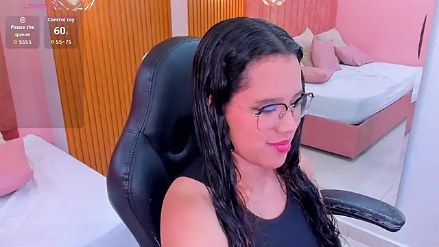 shayra alina online show from July 20, 4:16 am