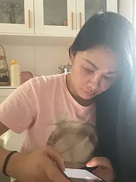 Snapshot of Sao-mei chatting on July 5, 8:43 am Sao-mei online show from July 5, 8:43 am
