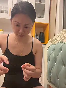 Snapshot of Sao-mei chatting on July 10, 2:08 pm Sao-mei online show from July 10, 2:08 pm