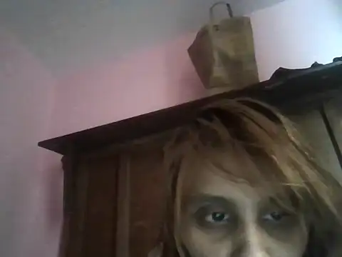 Snapshot of Alishaaroralive chatting on July 28, 9:59 am Alishaaroralive online show from July 28, 9:59 am