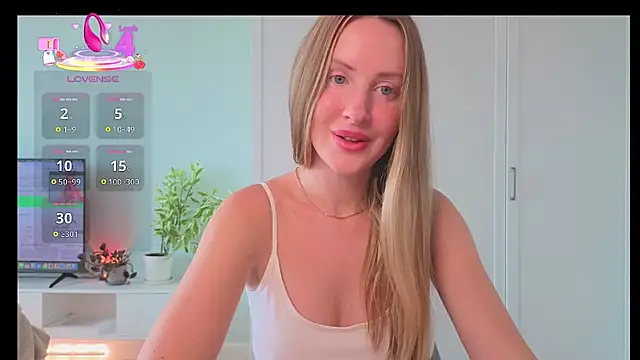 Snapshot of Sensual_orchid17 chatting on July 26, 8:21 am Sensual orchid17 online show from July 26, 8:21 am