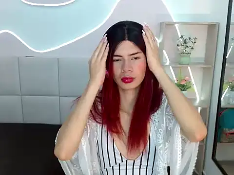Snapshot of Jazmiin_Rosee chatting on June 20, 12:52 pm Jazmiin Rosee online show from June 20, 12:52 pm