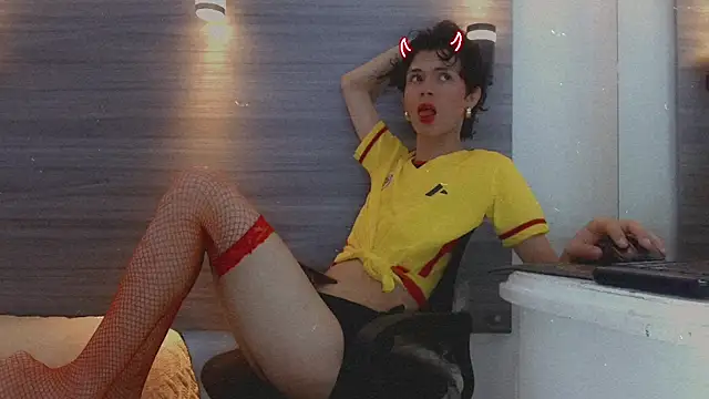 Snapshot of Jazmiin_Rosee chatting on July 3, 7:42 pm Jazmiin Rosee online show from July 3, 7:42 pm