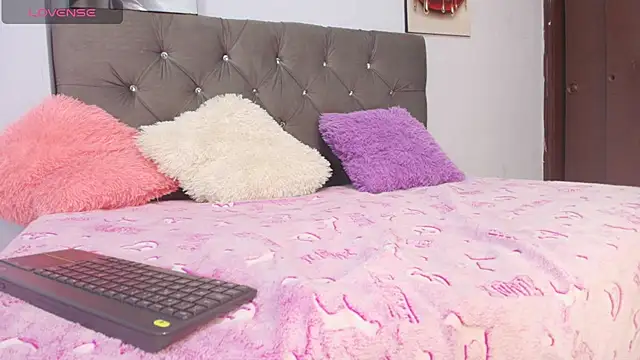 Isabella nastyy online show from July 17, 3:18 pm