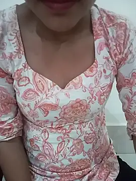 Riya5677 online show from August 4, 5:10 am
