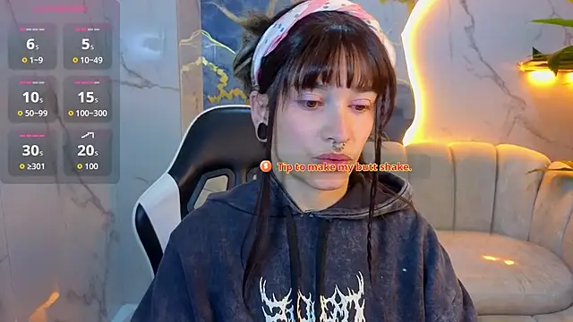 Snapshot of Lily_Tx chatting on August 1, 12:48 pm Lily Tx online show from August 1, 12:48 pm
