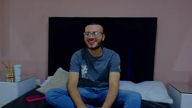 Snapshot of Matia_Zelvya chatting on June 26, 11:47 am Matia Zelvya online show from June 26, 11:47 am