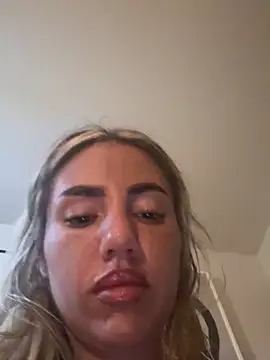 KaceySouthX online show from August 2, 6:34 am