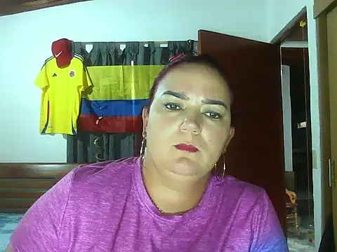 Snapshot of Ariel_691 chatting on June 28, 10:16 pm Ariel 691 online show from June 28, 10:16 pm