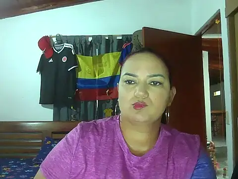 Snapshot of Ariel_691 chatting on July 9, 8:35 pm Ariel 691 online show from July 9, 8:35 pm
