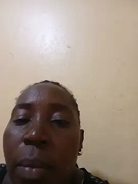 Miapound240 online show from June 14, 11:56 am