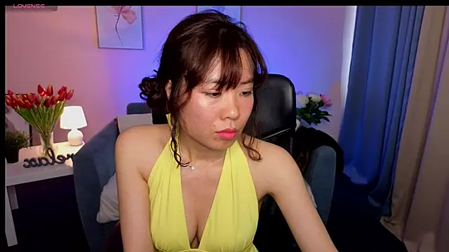 Snapshot of MyRebecca chatting on June 17, 12:07 pm MyRebecca online show from June 17, 12:07 pm