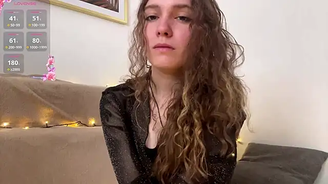 Snapshot of AliKnop chatting on July 6, 10:23 am AliKnop online show from July 6, 10:23 am