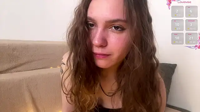 Snapshot of AliKnop chatting on July 28, 8:32 am AliKnop online show from July 28, 8:32 am