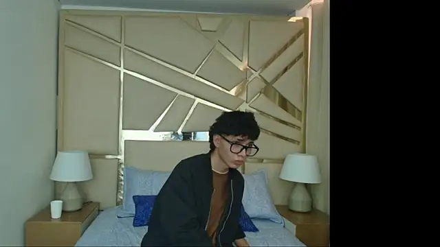Snapshot of big_andres69 chatting on June 16, 3:47 pm big andres69 online show from June 16, 3:47 pm