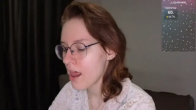Snapshot of PliantMissus chatting on June 21, 6:10 pm PliantMissus online show from June 21, 6:10 pm