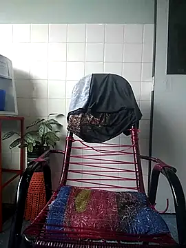 Snapshot of CasadoUrsoPuto chatting on July 7, 11:25 am CasadoUrsoPuto online show from July 7, 11:25 am