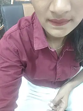 Snapshot of Ritika_jha01 chatting on June 22, 4:53 am Ritika jha01 online show from June 22, 4:53 am