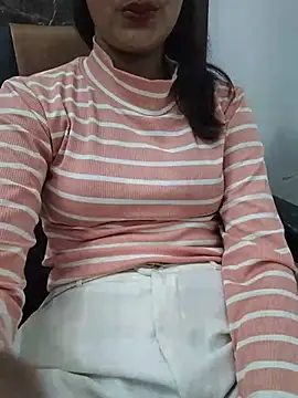 Snapshot of Ritika_jha01 chatting on July 3, 7:48 am Ritika jha01 online show from July 3, 7:48 am