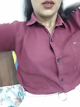 Snapshot of Ritika_jha01 chatting on July 7, 5:32 am Ritika jha01 online show from July 7, 5:32 am