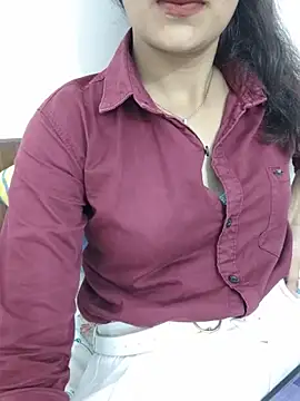 Snapshot of Ritika_jha01 chatting on July 7, 6:47 am Ritika jha01 online show from July 7, 6:47 am