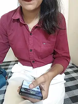 Snapshot of Ritika_jha01 chatting on July 16, 6:41 am Ritika jha01 online show from July 16, 6:41 am