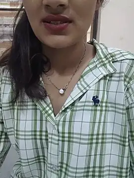 Snapshot of Ritika_jha01 chatting on July 28, 5:58 am Ritika jha01 online show from July 28, 5:58 am