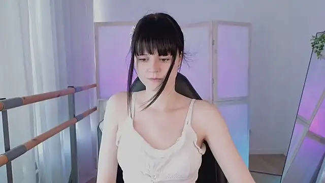 Snapshot of Michelle_Rain chatting on July 18, 2:32 pm Michelle Rain online show from July 18, 2:32 pm