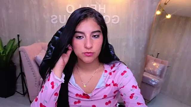 Snapshot of nyx_kitty_a chatting on June 18, 5:41 am nyx kitty a online show from June 18, 5:41 am