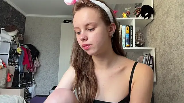 Mollybeans online show from July 21, 12:51 pm
