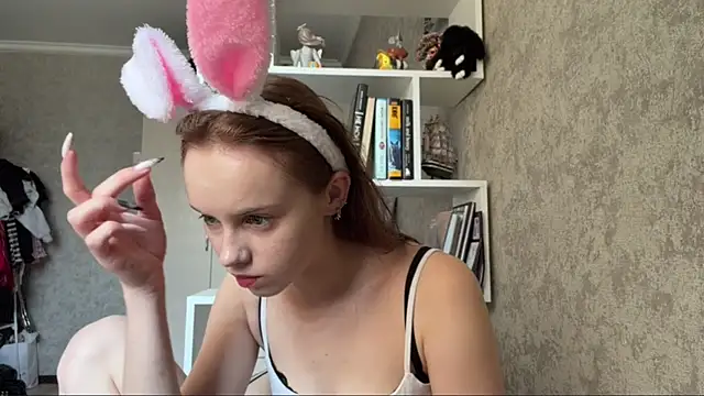 Mollybeans online show from July 27, 1:18 pm