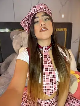 Briana Jonss online show from June 20, 3:31 am