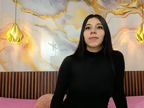 MadissonLewis1 online show from July 13, 3:04 pm