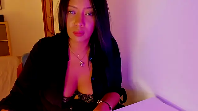 NicolePasqualott online show from September 19, 8:31 pm