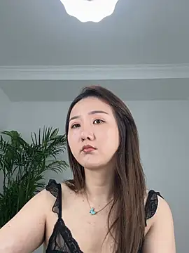 Snapshot of Anngerrqing chatting on June 14, 10:28 am Anngerrqing online show from June 14, 10:28 am