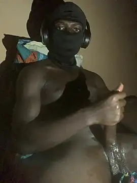 Snapshot of bigdickjohson1200 chatting on July 29, 5:33 pm bigdickjohson1200 online show from July 29, 5:33 pm